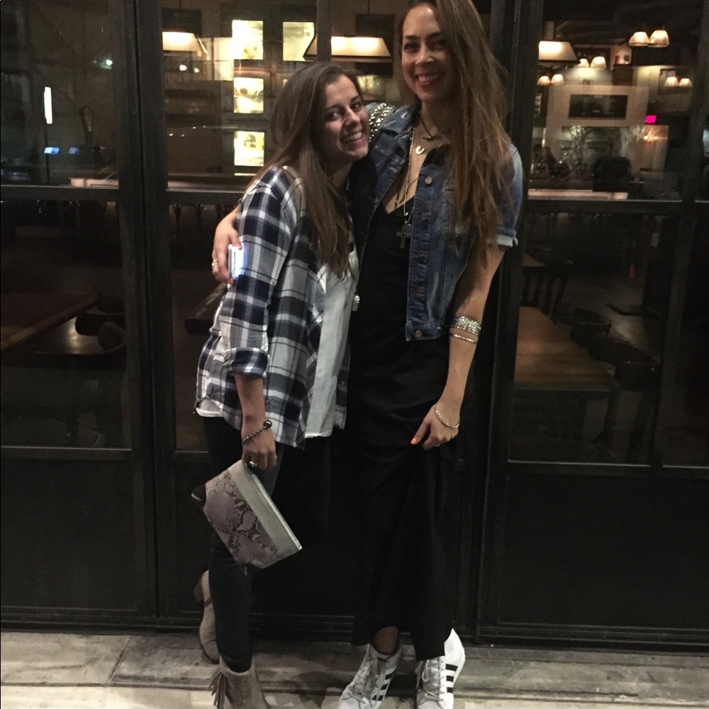 Meet your Posher, Leah